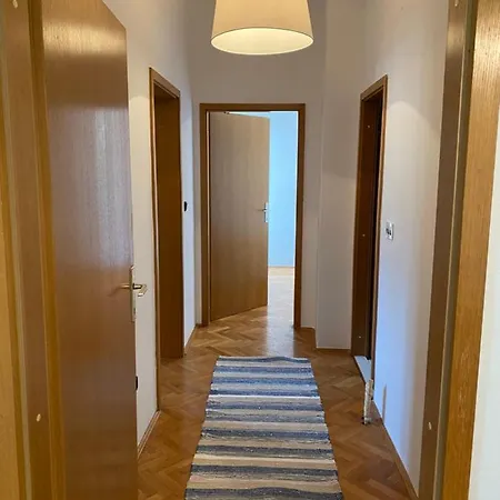 Stipan * Podstrana